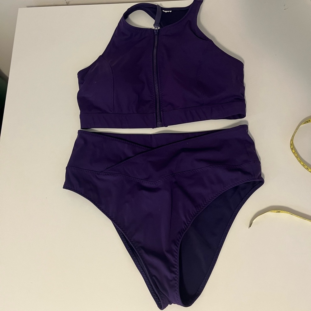 Fabletics Bikini - Picture 3 of 5